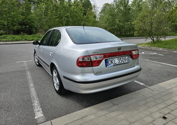 Seat Toledo cena 8999 przebieg: 292000, rok produkcji 2004 z Brusy małe 154